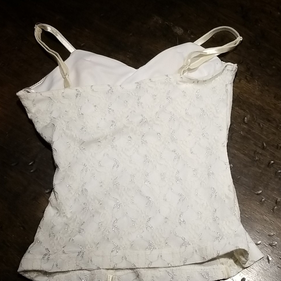 Top - Picture 3 of 4